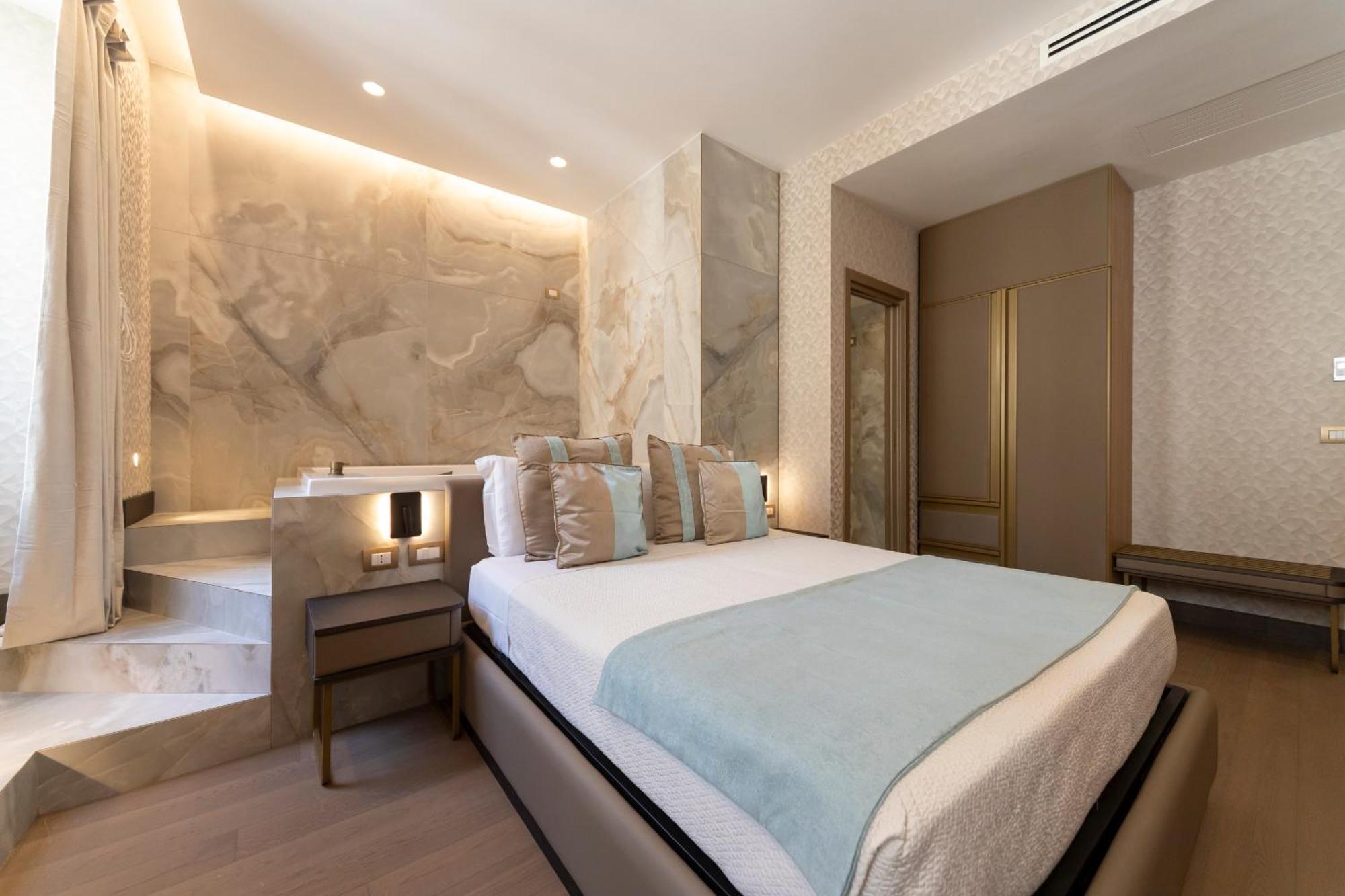 San Carlo 4*